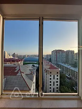 Kirayə verilir 4 otaqlı yeni tikili 193 m²