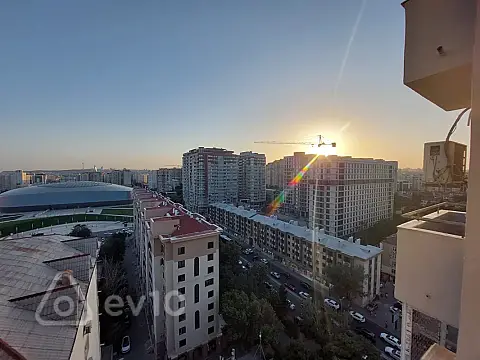 Kirayə verilir 4 otaqlı yeni tikili 193 m²