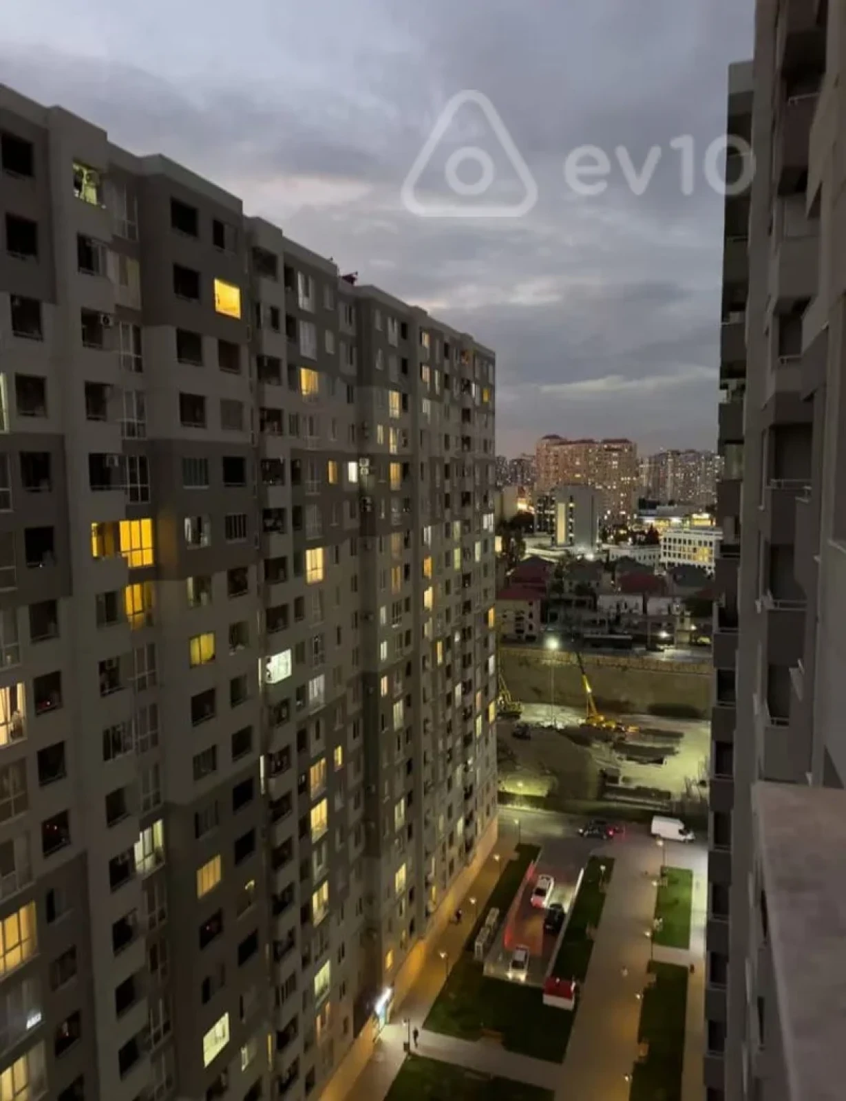 Kirayə verilir 2 otaqlı yeni tikili 56 m²