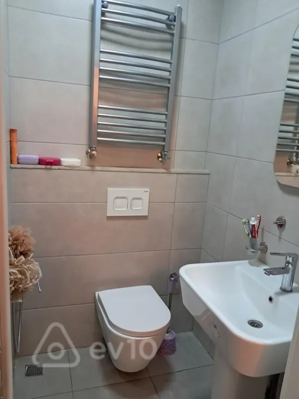 Kirayə verilir 2 otaqlı yeni tikili 56 m²