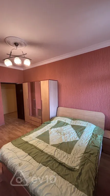 Kirayə verilir 3 otaqlı yeni tikili 90 m²