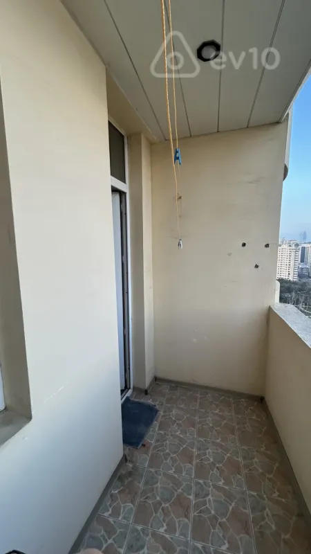 Kirayə verilir 3 otaqlı yeni tikili 90 m²