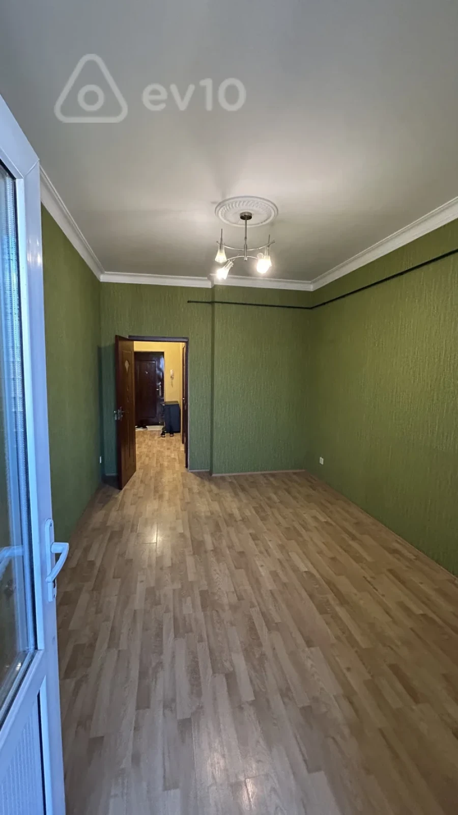 Kirayə verilir 3 otaqlı yeni tikili 90 m²