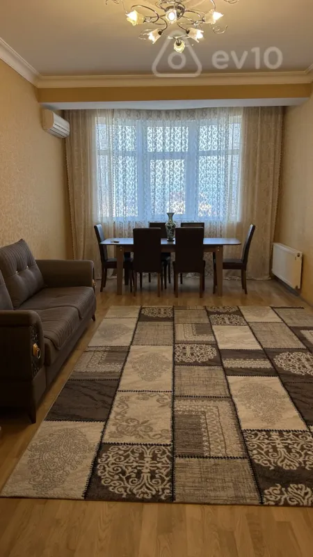 Kirayə verilir 3 otaqlı yeni tikili 90 m²