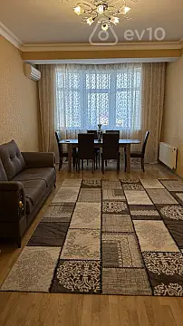 Kirayə verilir 3 otaqlı yeni tikili 90 m²