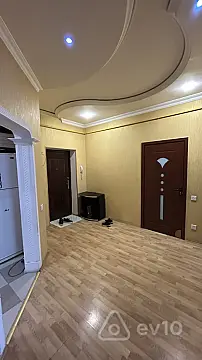 Kirayə verilir 3 otaqlı yeni tikili 90 m²
