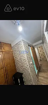 Kirayə verilir 2 otaqlı köhnə tikili 42 m²