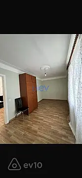 Kirayə verilir 2 otaqlı köhnə tikili 42 m²