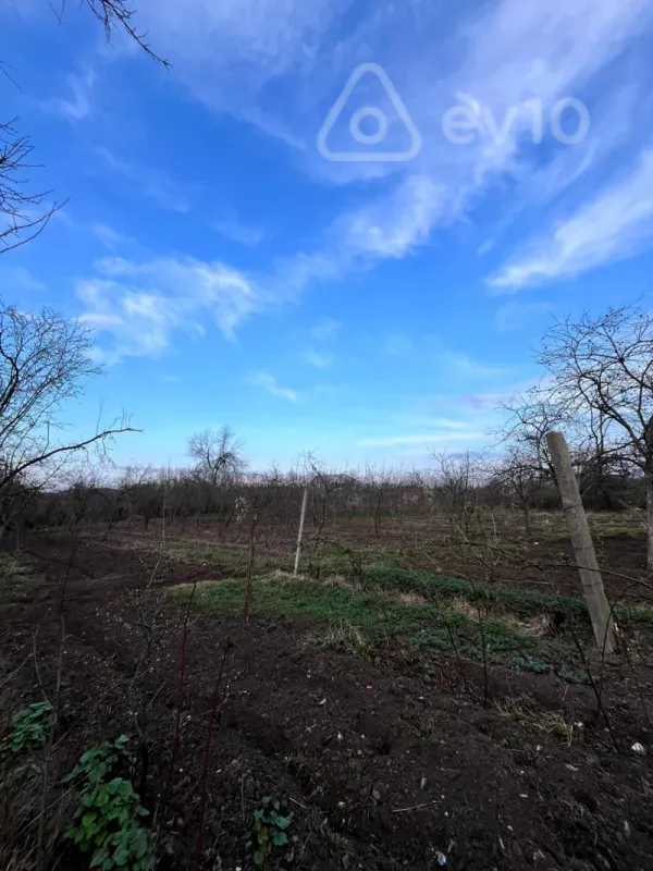 Satılır 4 otaqlı köhnə tikili 150 m²