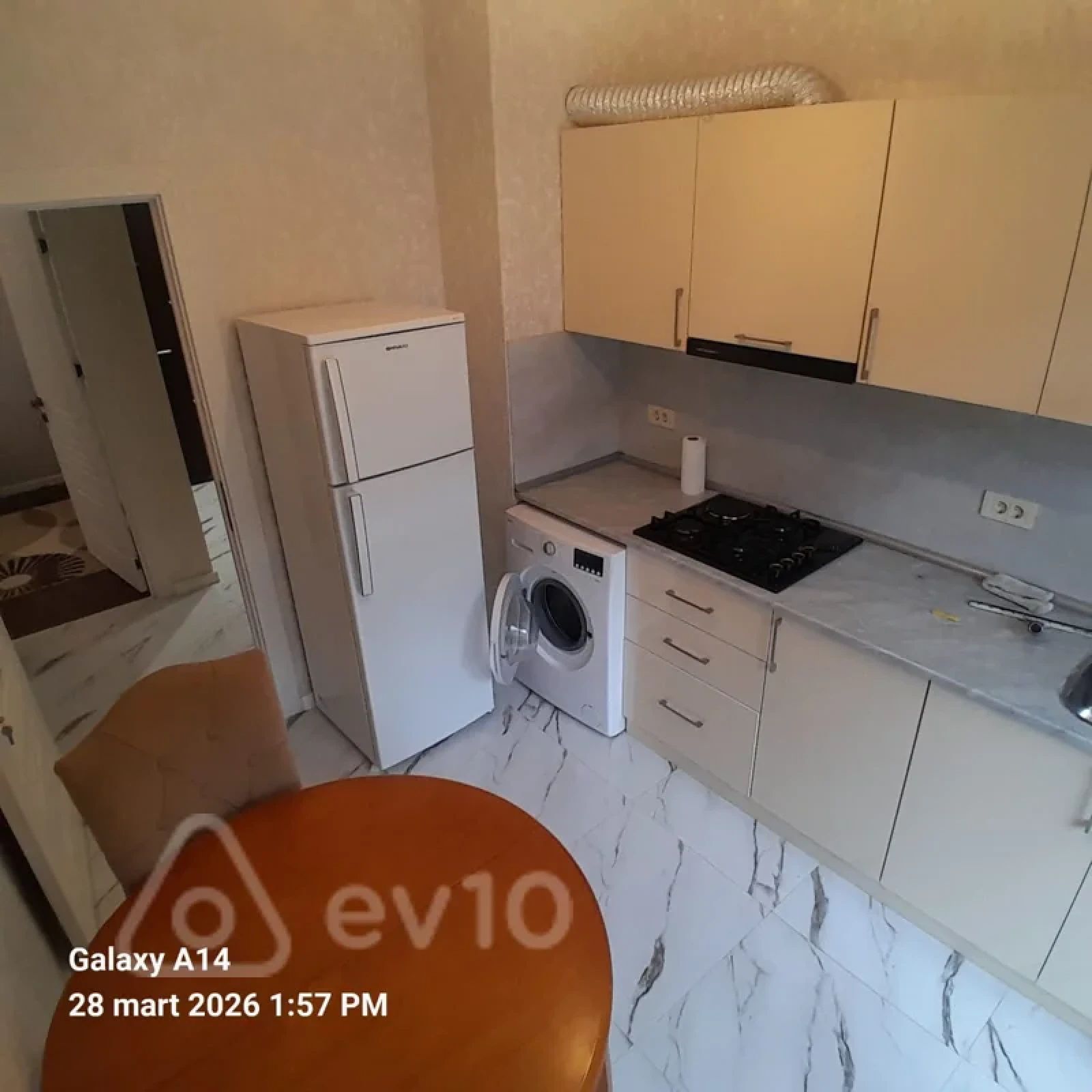 Kirayə verilir 2 otaqlı yeni tikili 65 m²