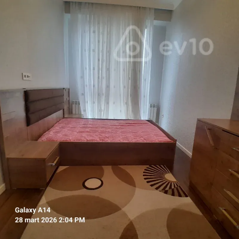 Kirayə verilir 2 otaqlı yeni tikili 65 m²