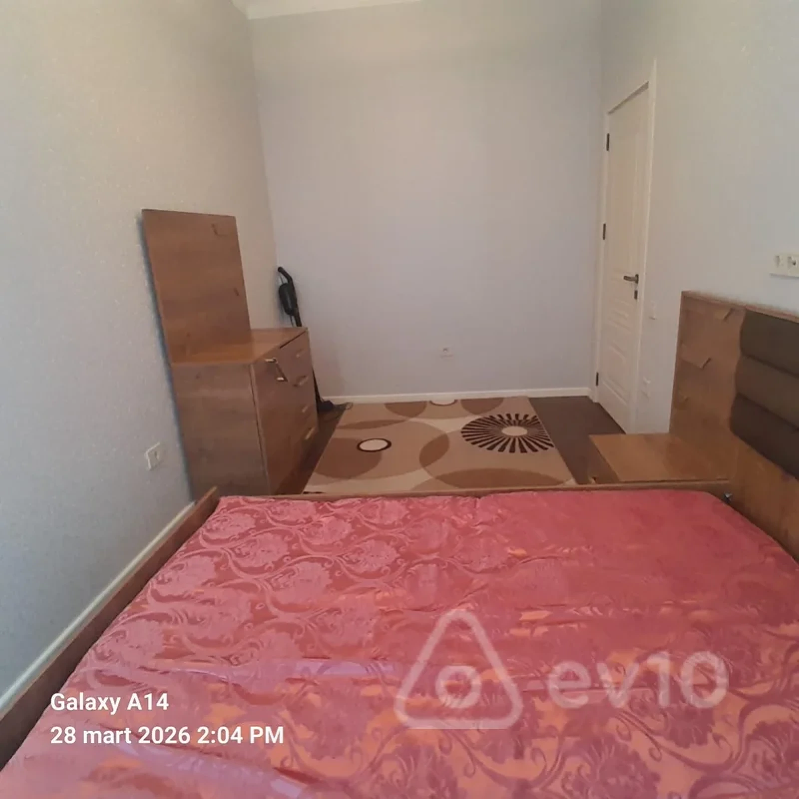 Kirayə verilir 2 otaqlı yeni tikili 65 m²