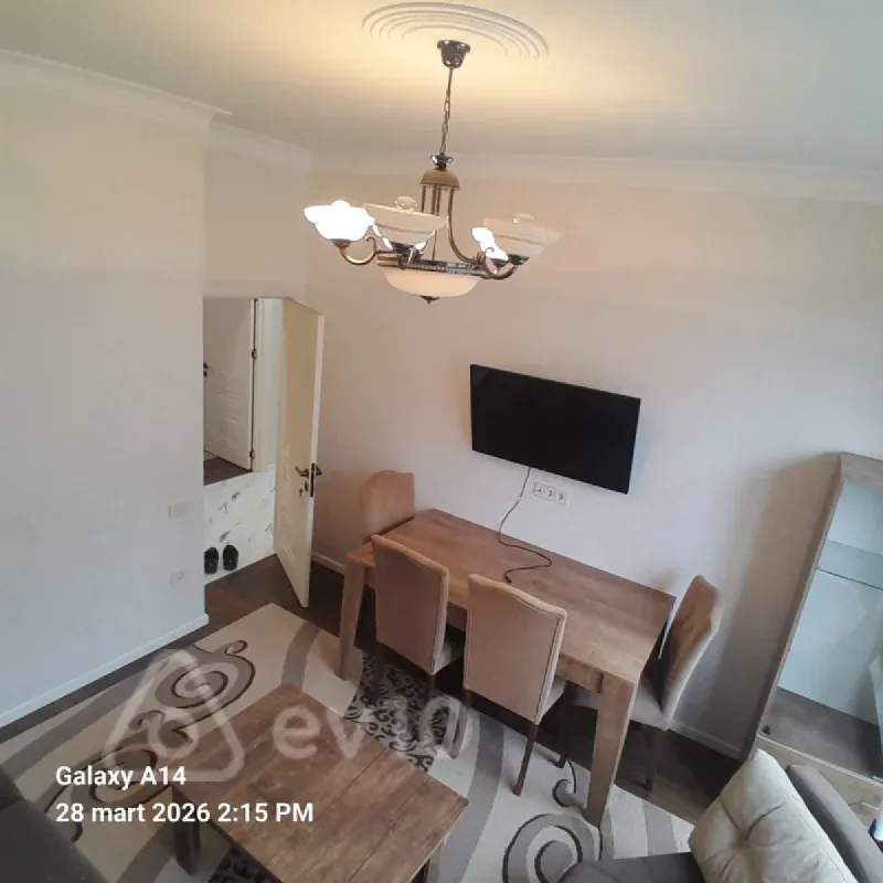 Kirayə verilir 2 otaqlı yeni tikili 65 m²