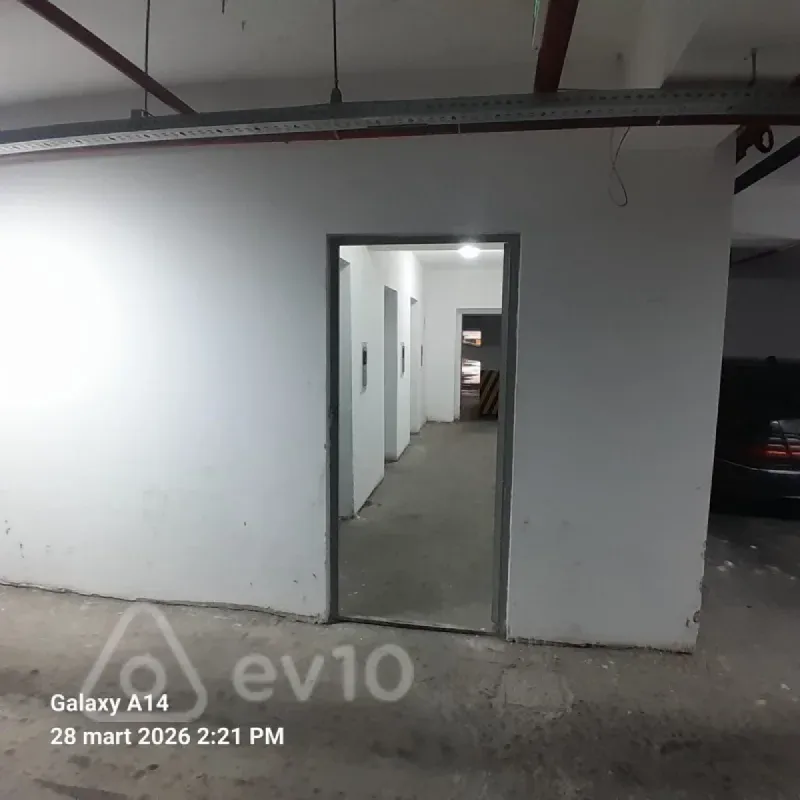 Kirayə verilir 2 otaqlı yeni tikili 65 m²