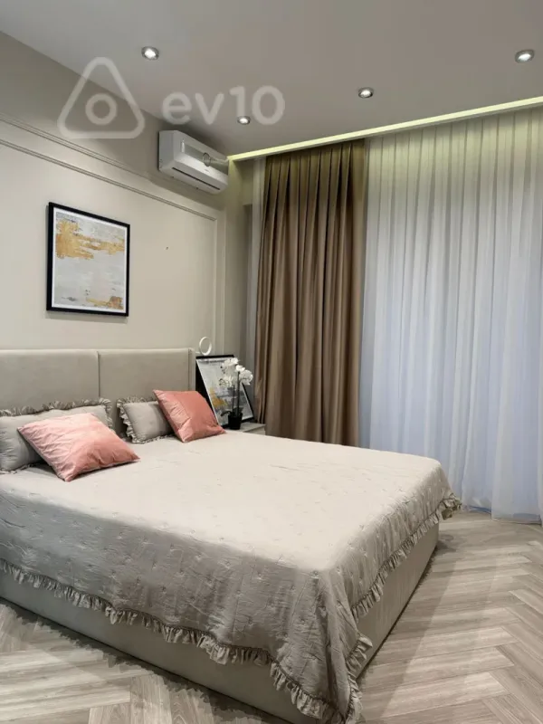 Kirayə verilir 2 otaqlı yeni tikili 68 m²