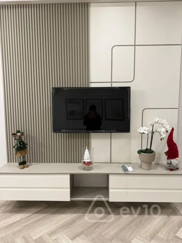 Kirayə verilir 2 otaqlı yeni tikili 68 m²