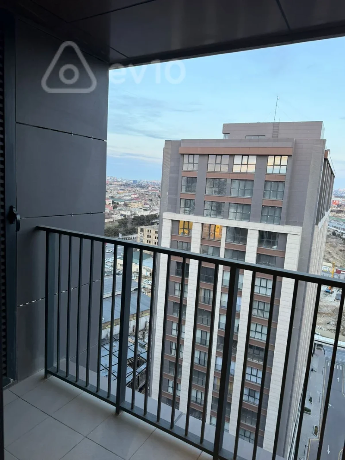 Kirayə verilir 2 otaqlı yeni tikili 68 m²