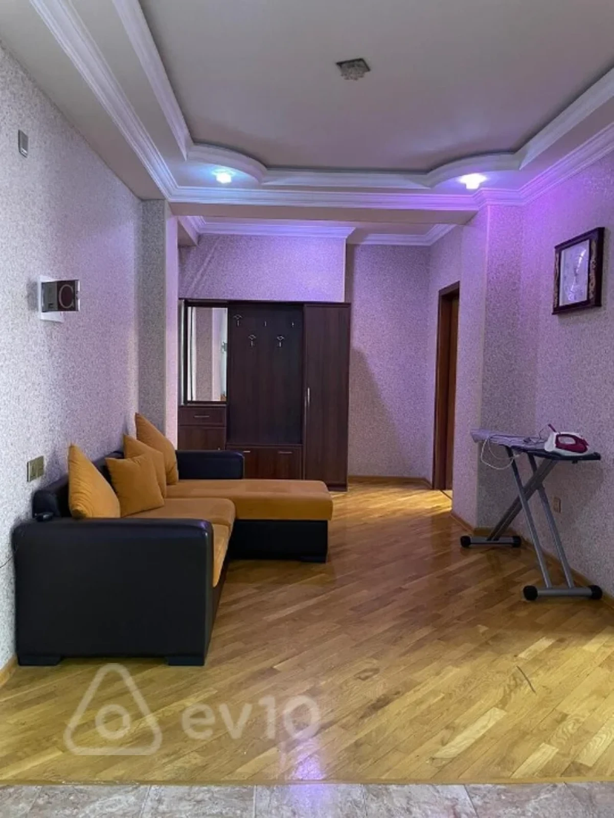 Kirayə verilir 2 otaqlı yeni tikili 96 m²