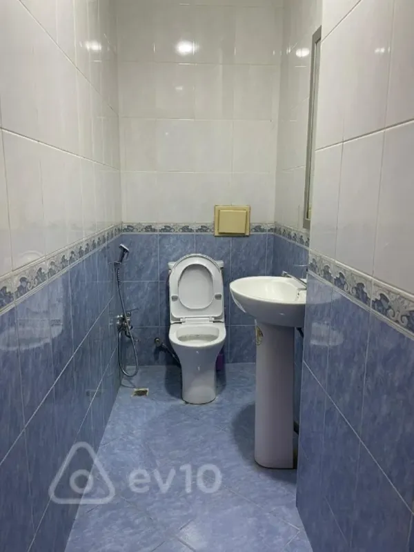 Kirayə verilir 2 otaqlı yeni tikili 96 m²