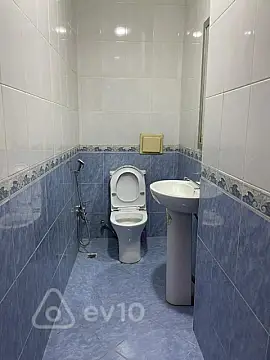Kirayə verilir 2 otaqlı yeni tikili 96 m²