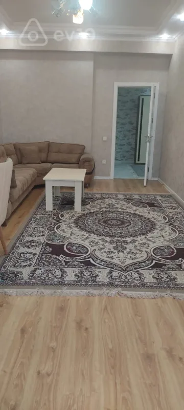 Kirayə verilir 3 otaqlı yeni tikili 170 m²