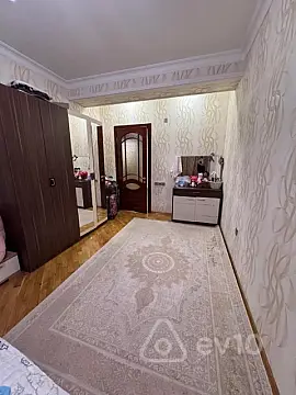 Kirayə verilir 3 otaqlı yeni tikili 140 m²