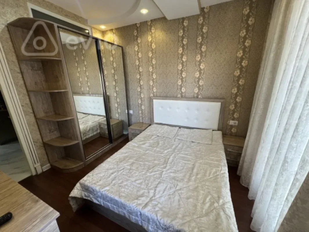 Kirayə verilir 3 otaqlı yeni tikili 85 m²