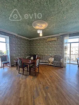 Satılır 3 otaqlı köhnə tikili 74 m² — Bakı, Nərimanov 3 otaq 74.00 m²