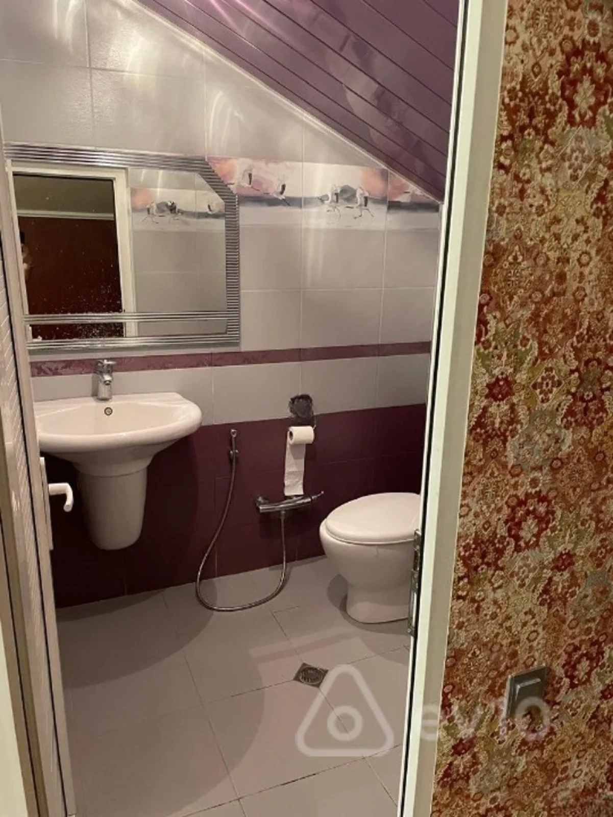 Kirayə verilir 4 otaqlı yeni tikili 230 m²