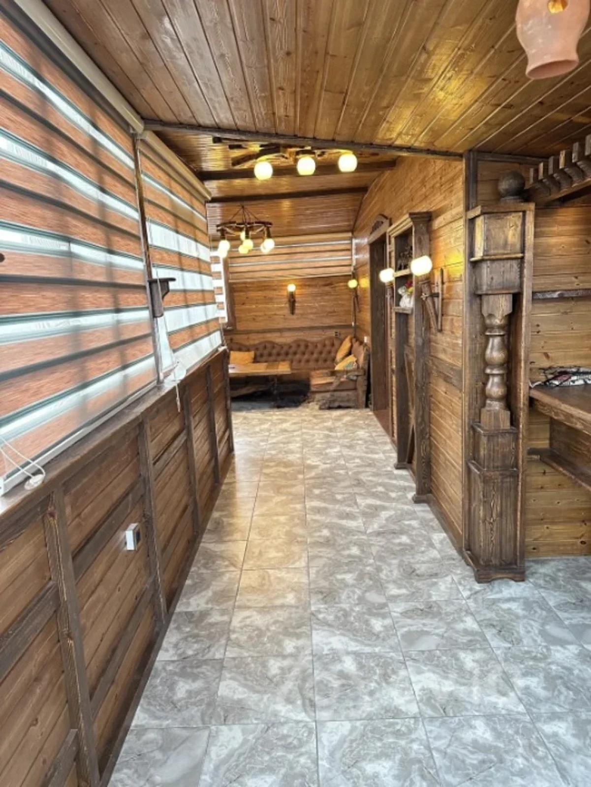 Kirayə verilir 4 otaqlı yeni tikili 230 m²