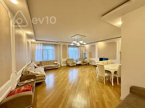 Kirayə verilir 4 otaqlı yeni tikili 180 m²