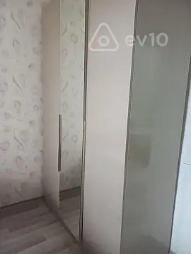 Kirayə verilir 2 otaqlı yeni tikili 65 m²