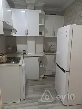 Kirayə verilir 2 otaqlı yeni tikili 65 m²