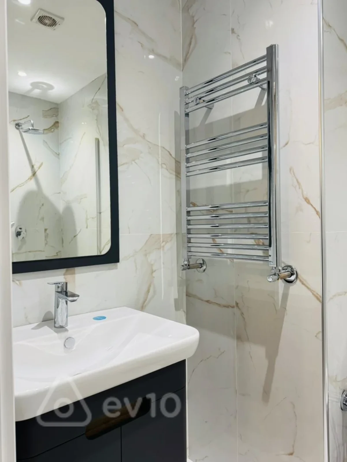 Kirayə verilir 2 otaqlı yeni tikili 55 m²