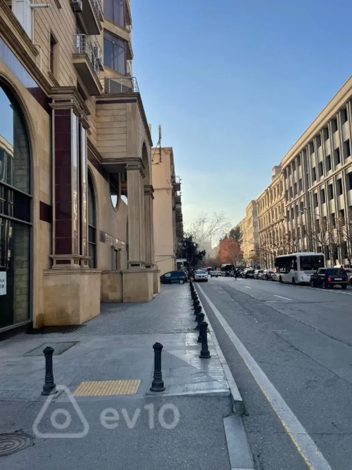 Kirayə verilir 2 otaqlı yeni tikili 96 m²