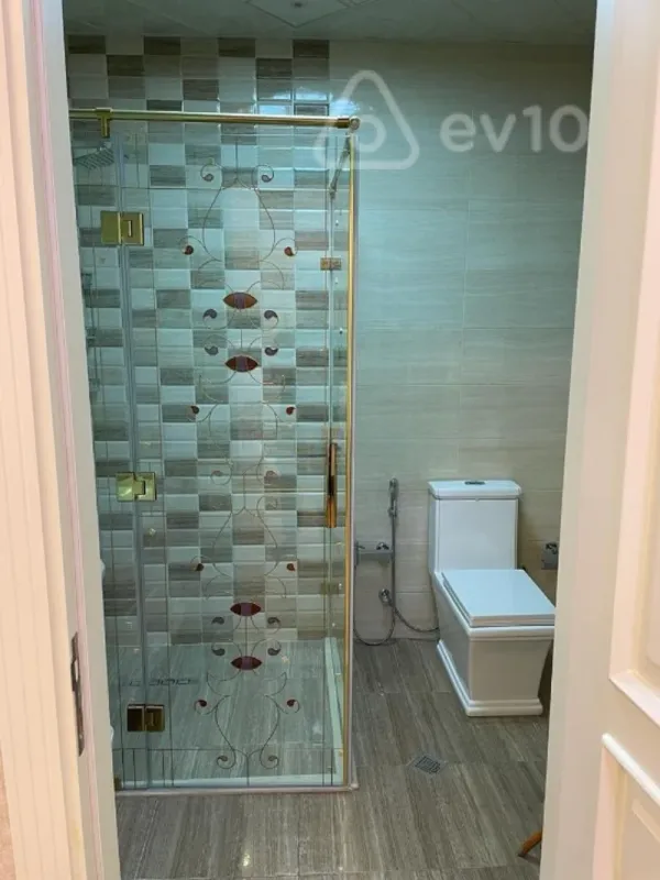 Kirayə verilir 2 otaqlı yeni tikili 96 m²