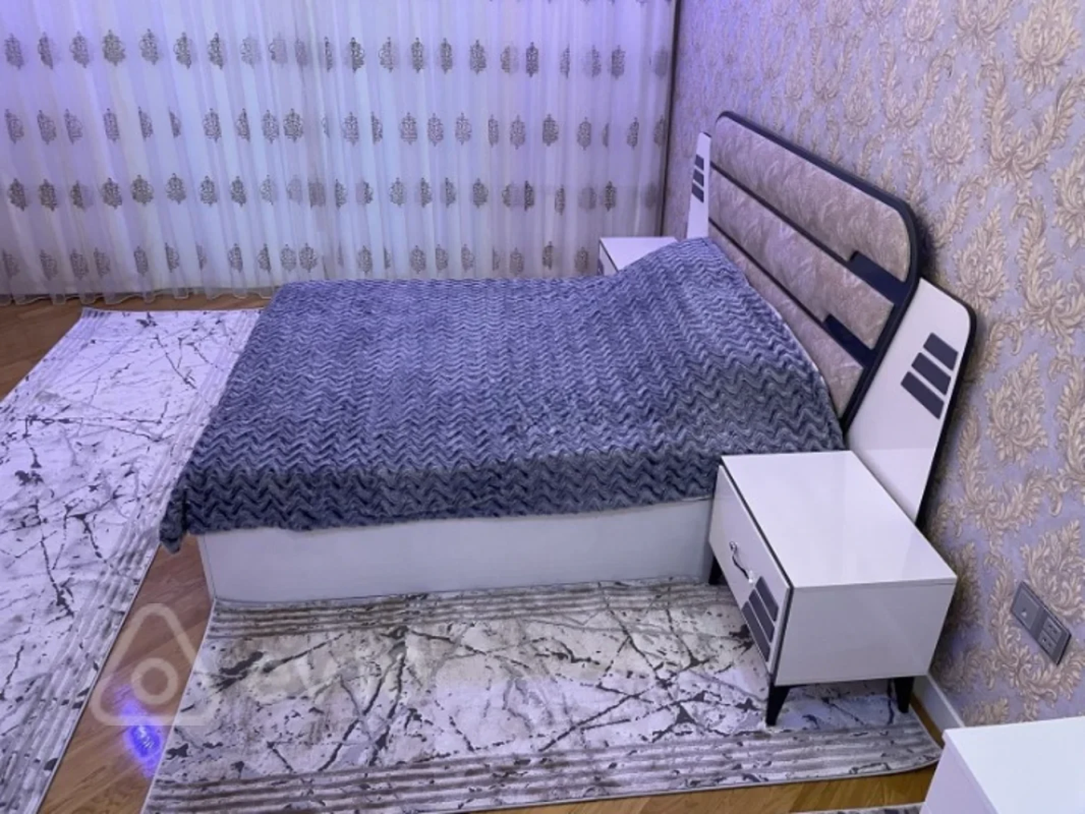 Kirayə verilir 2 otaqlı yeni tikili 96 m²