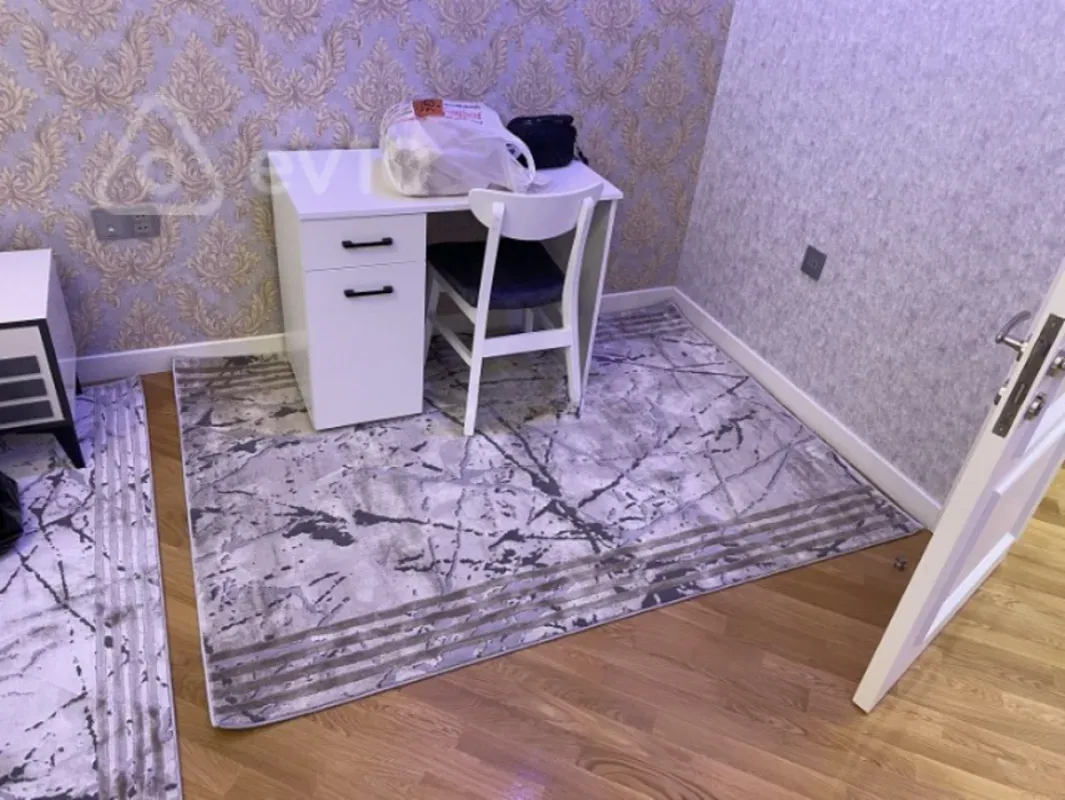 Kirayə verilir 2 otaqlı yeni tikili 96 m²