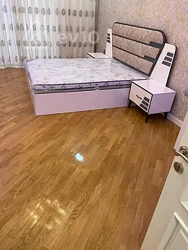 Kirayə verilir 2 otaqlı yeni tikili 96 m²