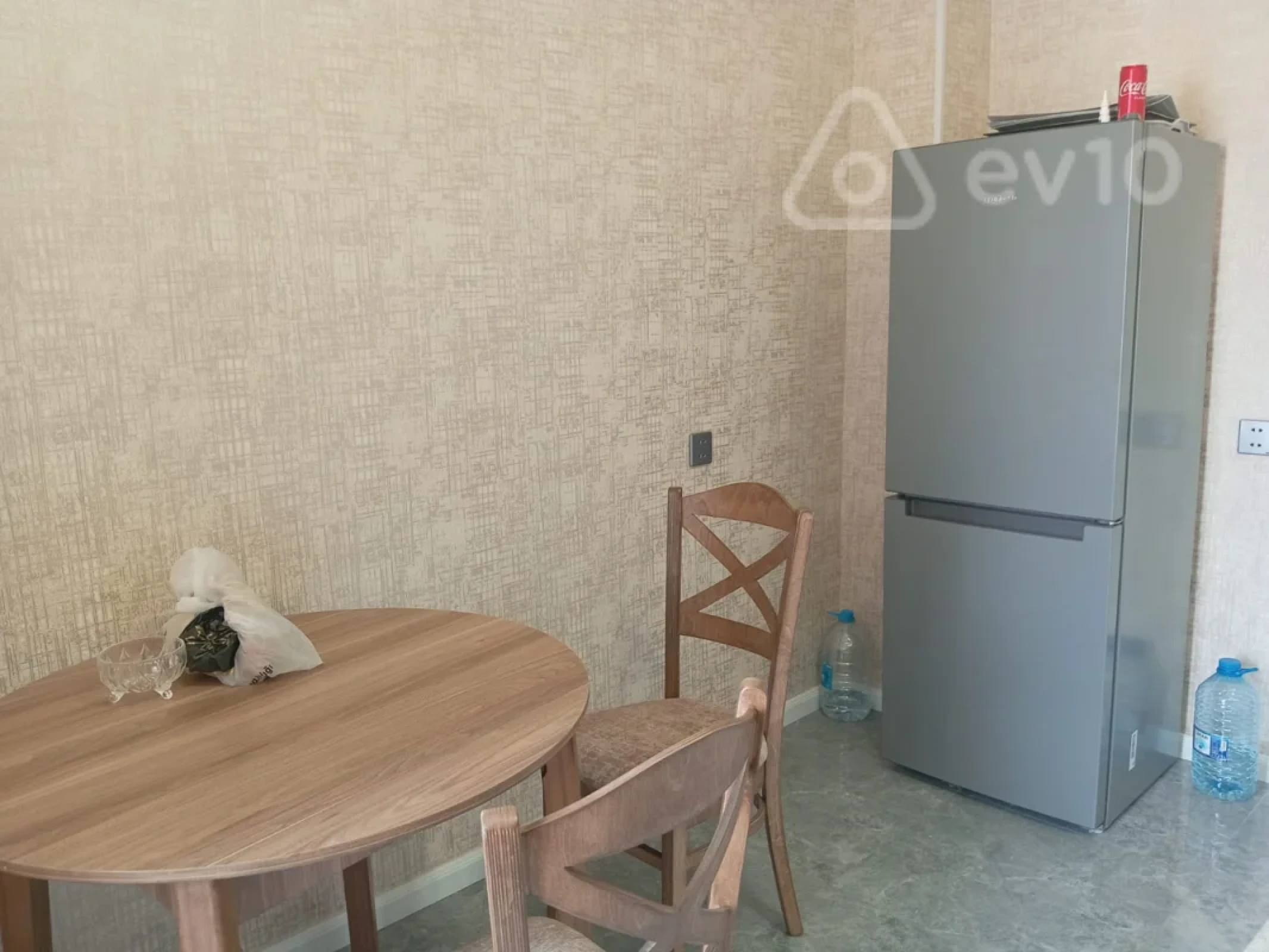 Kirayə verilir 3 otaqlı yeni tikili 135 m²