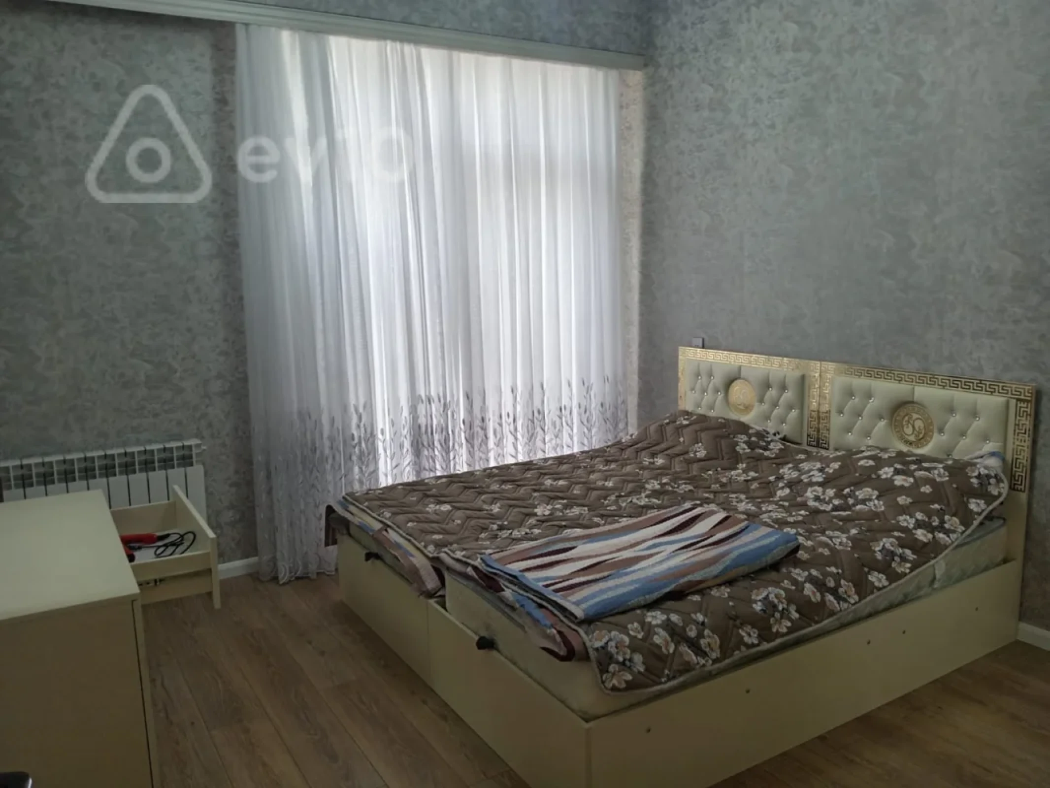 Kirayə verilir 3 otaqlı yeni tikili 135 m²