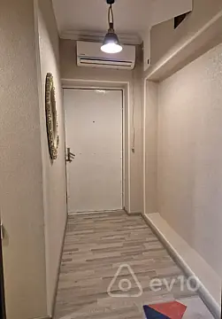 Kirayə verilir 2 otaqlı köhnə tikili 55 m²