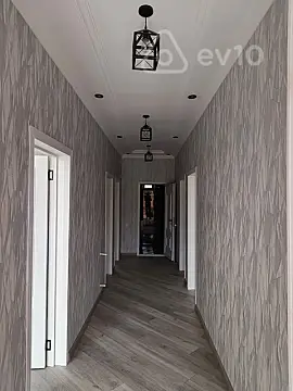 Satılır 4 otaqlı həyət evi 140 m²