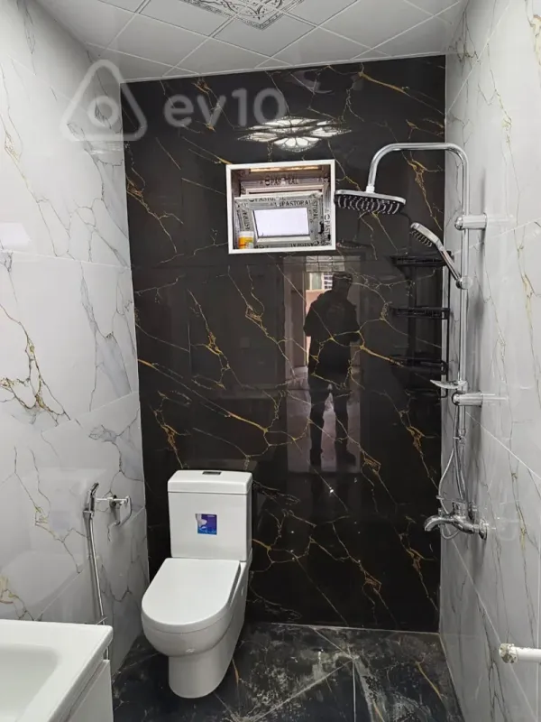 Satılır 4 otaqlı həyət evi 140 m²