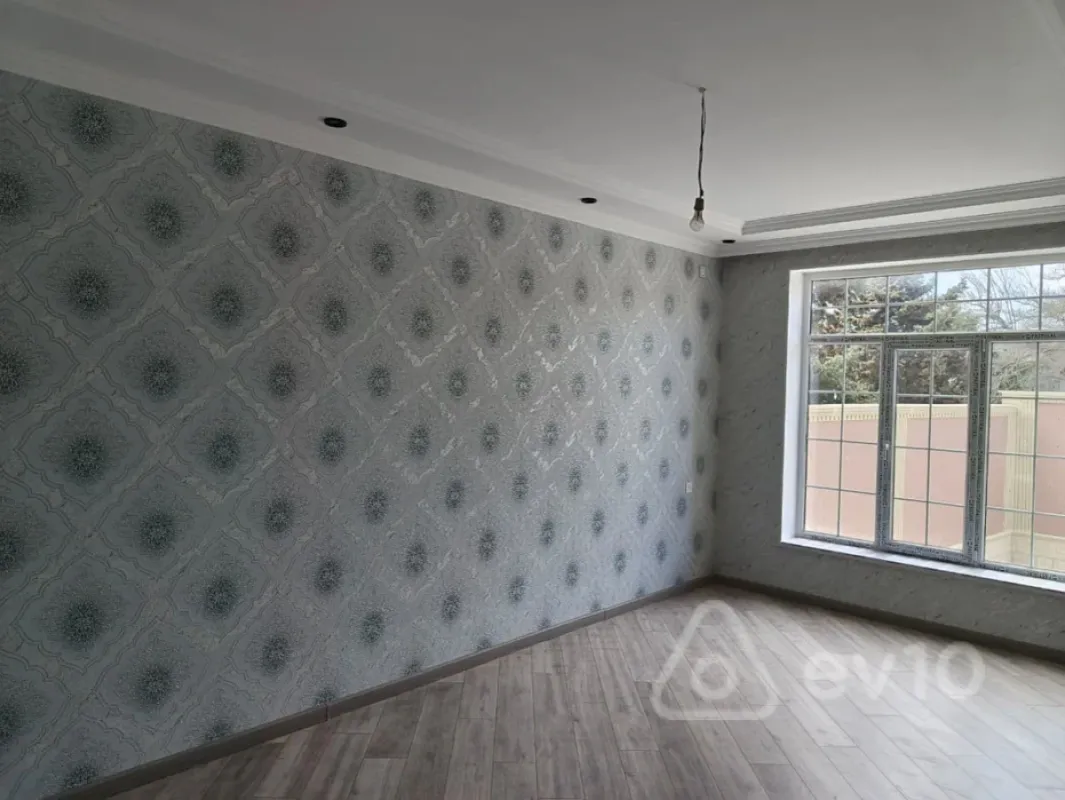Satılır 4 otaqlı həyət evi 140 m²