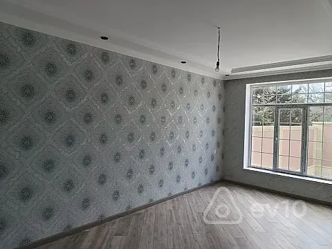 Satılır 4 otaqlı həyət evi 140 m²