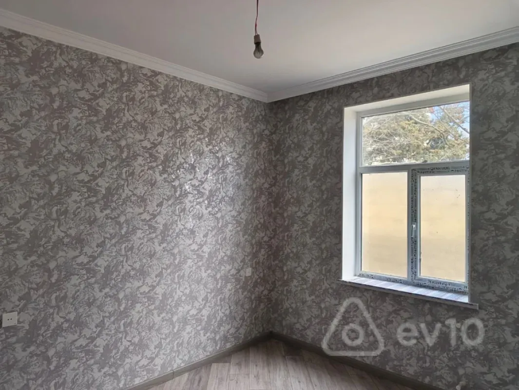 Satılır 4 otaqlı həyət evi 140 m²