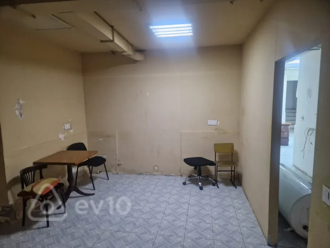 Kirayə verilir mənzil 160 m²