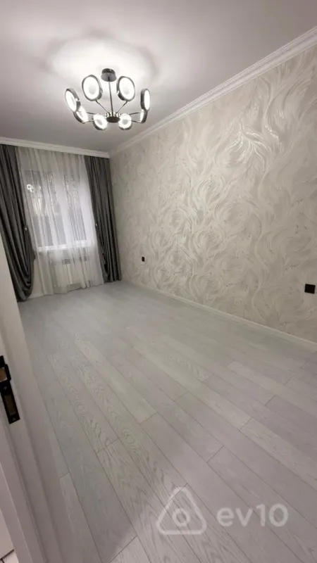 Kirayə verilir 2 otaqlı yeni tikili 50 m²