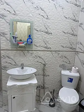 Kirayə verilir 2 otaqlı yeni tikili 75 m²
